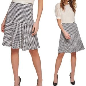 PLUS Tommy Hilfiger NWT Navy & White Houndstooth Plaid Fit & Flare Skirt Size 14